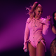 Illustration for article titled Beyoncé and Nicki Minaj Have an Adorable Staring Contest